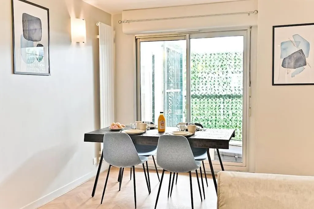 Appartement Spacieux Et Paisible Paris 19Eme - II France