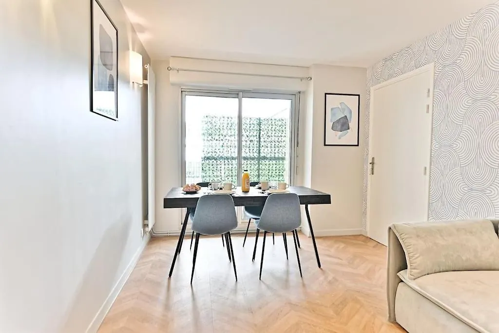 Appartement Spacieux Et Paisible Paris 19Eme - II France