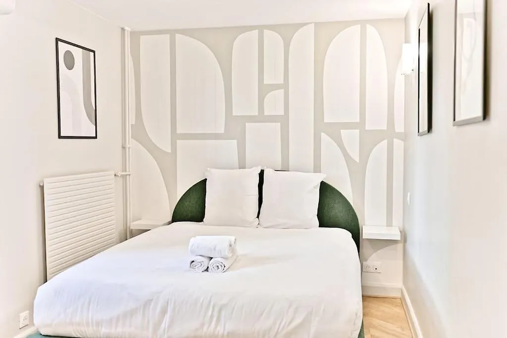 Appartement Spacieux Et Paisible Paris 19Eme - II شقة